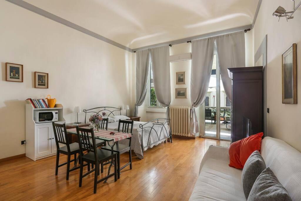 Next To The Duomo Of Florence, Lorenzo, With Private Terrace Apartamento Florencia
