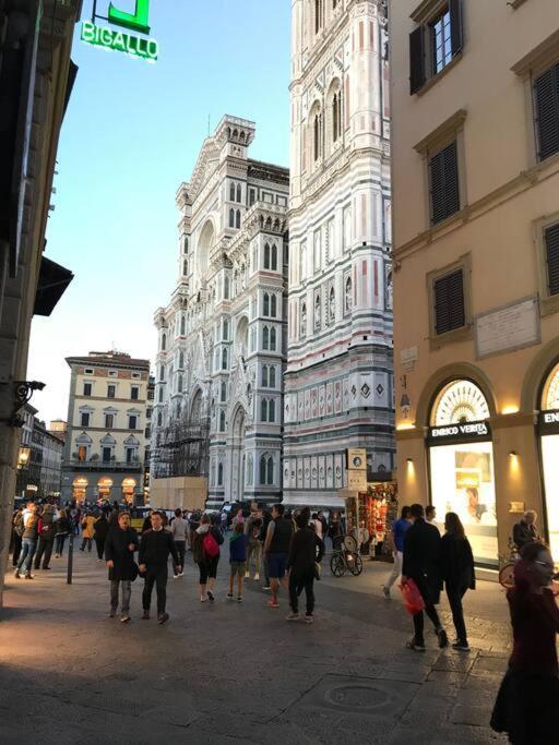 Next To The Duomo Of Florence, Lorenzo, With Private Terrace Apartamento